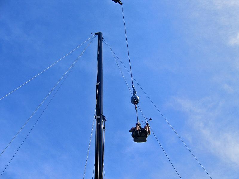 new_mast_install39.JPG - New Mast on Stands prior to install- Installing the mast head electronics