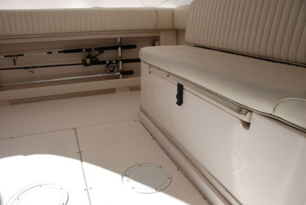 2037355_7.jpg - 2000 Grady White 300 Marlin - Aft Seat