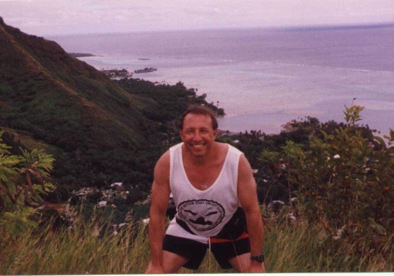 joe_moorea.jpg - Joe in Moorea